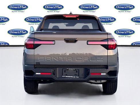 Used 2022 Hyundai Santa Cruz SEL w/ Cargo Package FWD image 6