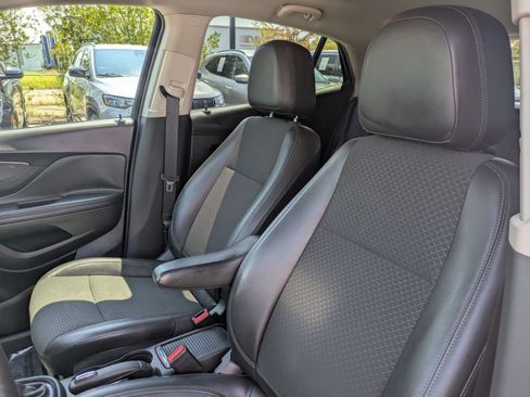 Used 2019 Buick Encore Preferred FWD image 16
