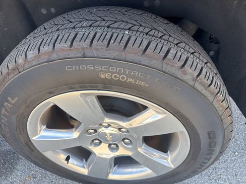 Used 2019 Chevrolet Tahoe Premier image 10