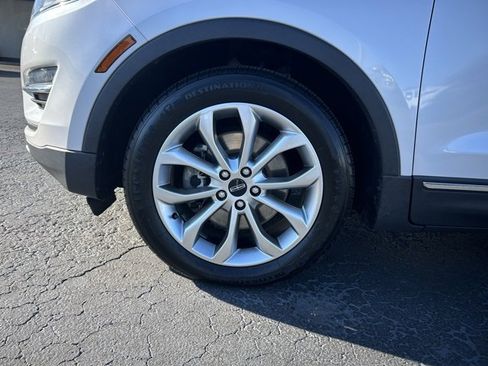 Used 2018 Lincoln MKC Select w/ Select Plus Package image 9