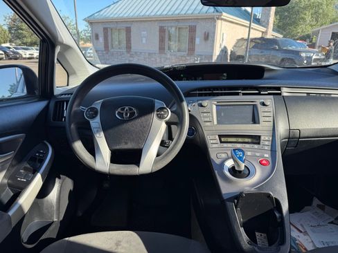 Used 2015 Toyota Prius Two FWD image 11