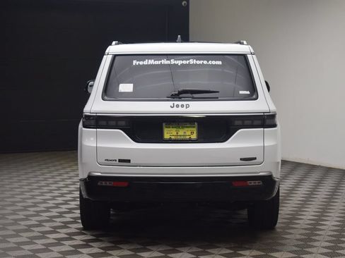 New 2026 Jeep Grand Wagoneer Summit AWD/4WD image 13