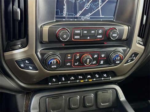 Used 2016 GMC Sierra 1500 Denali w/ Denali Ultimate Package image 8