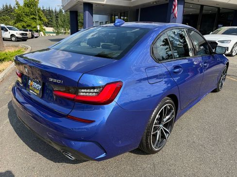 Used 2019 BMW 330i xDrive Sedan w/ M Sport Package AWD/4WD image 7