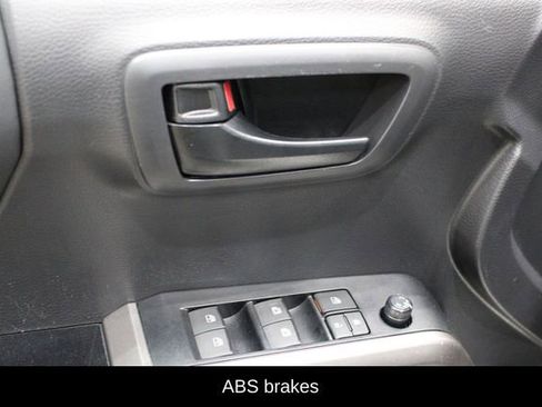 Used 2023 Toyota Tacoma 4x4 Double Cab image 15