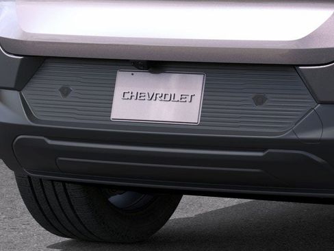 New 2026 Chevrolet Equinox EV LT w/ Convenience Package II AWD/4WD image 44