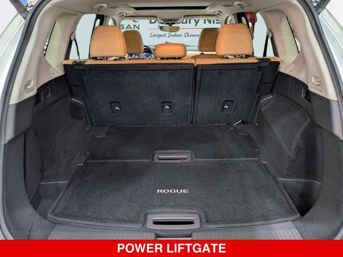 Certified 2023 Nissan Rogue Platinum w/ Platinum Premium Package AWD/4WD image 32