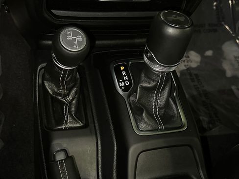 Used 2023 Jeep Wrangler Unlimited Sahara w/ Cold Weather Group image 25