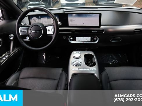 Used 2025 Genesis GV60 Advanced image 31