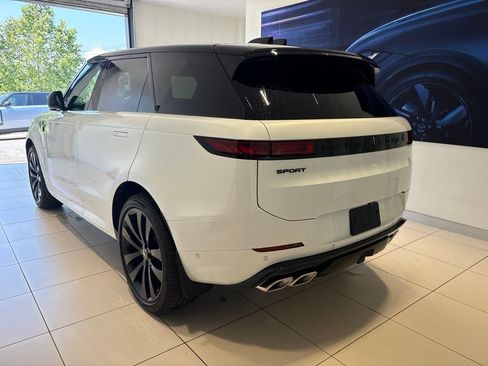 New 2025 Land Rover Range Rover Sport Dynamic SE AWD/4WD image 5