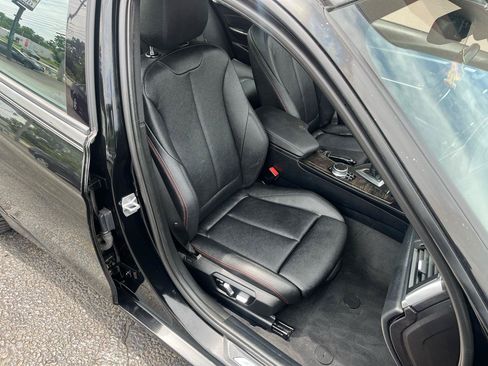 Used 2018 BMW 328d xDrive Sedan AWD/4WD image 30
