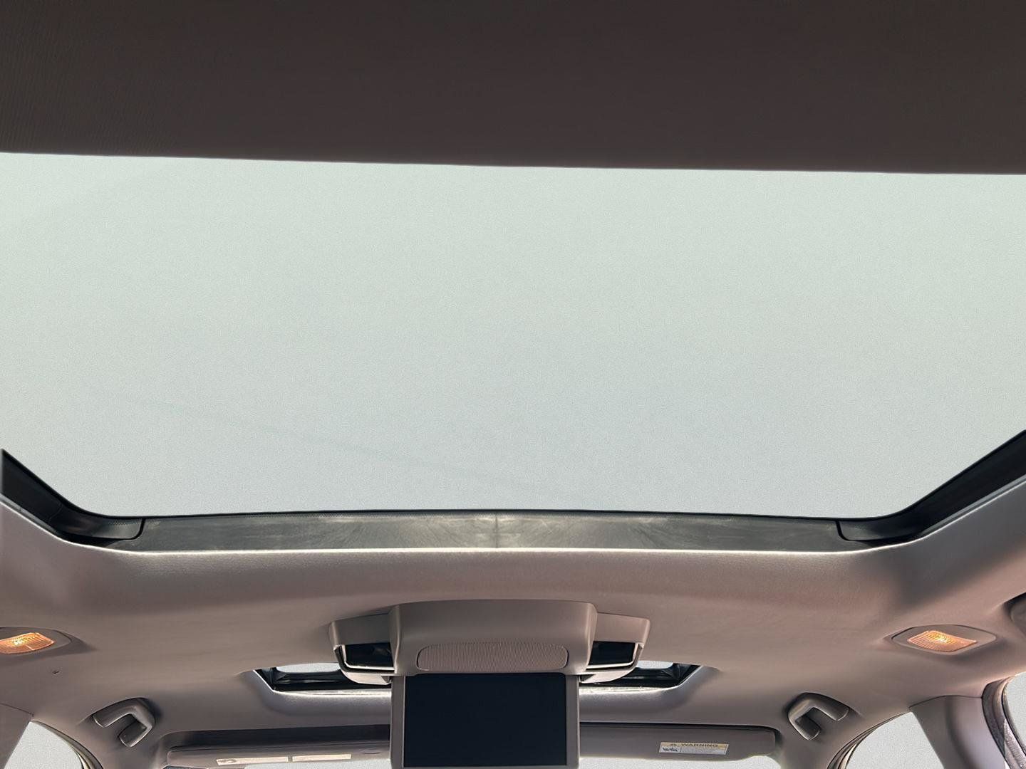 Used 2019 Honda Pilot Elite image 19