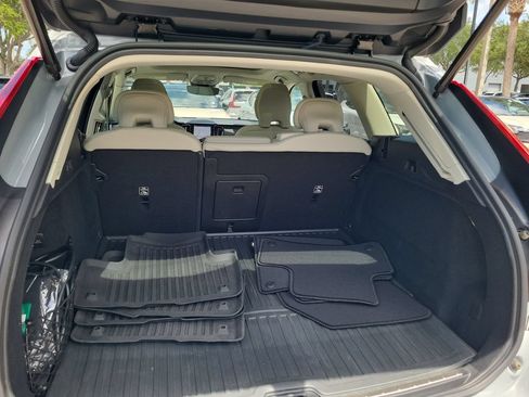 Used 2025 Volvo XC60 T8 Plus w/ Protection Package Premier AWD/4WD image 11