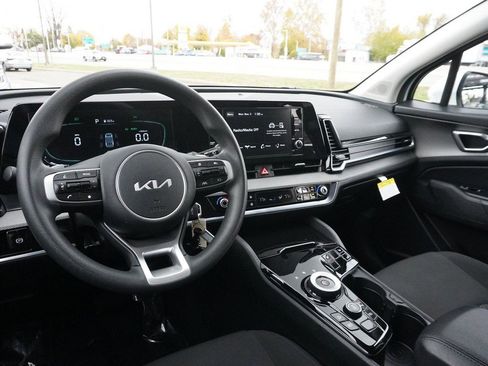 Used 2023 Kia Sportage LX image 35