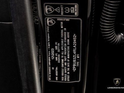 Used 2024 Lamborghini Urus S image 62