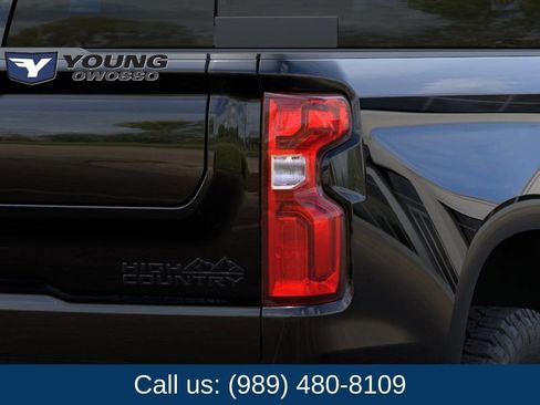 New 2026 Chevrolet Silverado 1500 High Country w/ Midnight Edition AWD/4WD image 11