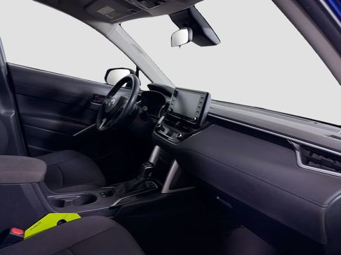 Used 2022 Toyota Corolla Cross LE image 29