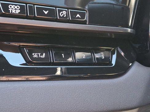 Used 2023 Lexus RX 350 Premium w/ Accessory Package AWD/4WD image 23