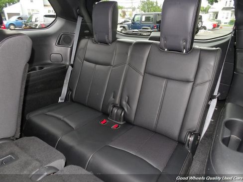 Used 2019 Nissan Pathfinder Platinum AWD/4WD image 15