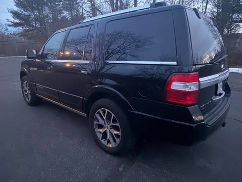 Used 2016 Ford Expedition Platinum image 5