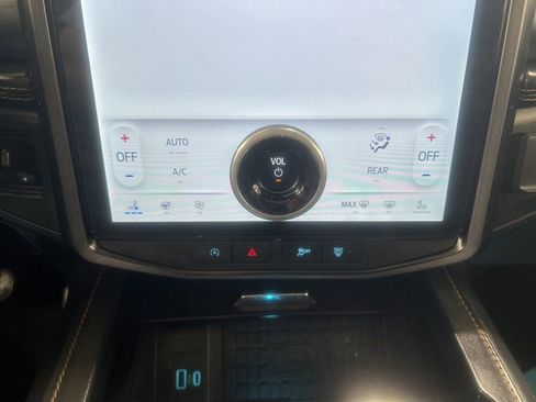 Used 2022 Ford Expedition Max Platinum image 28