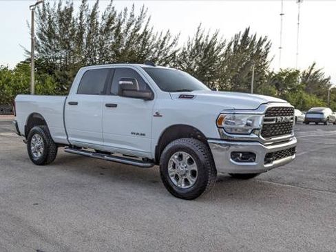 Used 2024 RAM 2500 Big Horn w/ Off Road Package AWD/4WD image 11