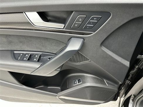 Certified 2023 Audi SQ5 Prestige image 13