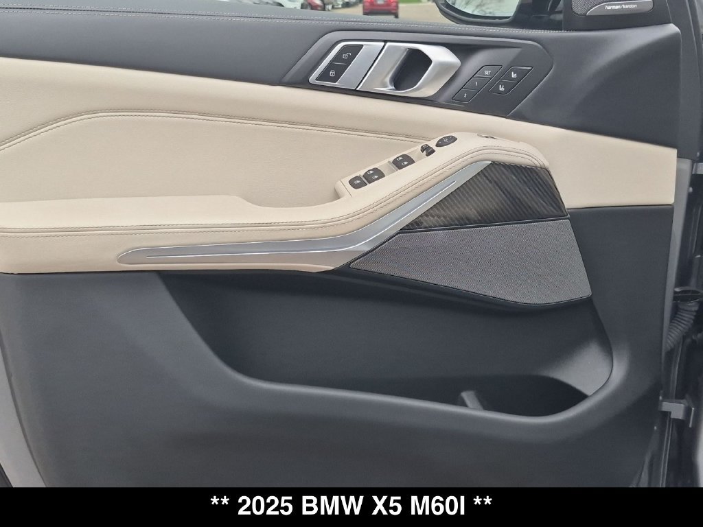 Used 2025 BMW X5 M60i AWD/4WD image 27