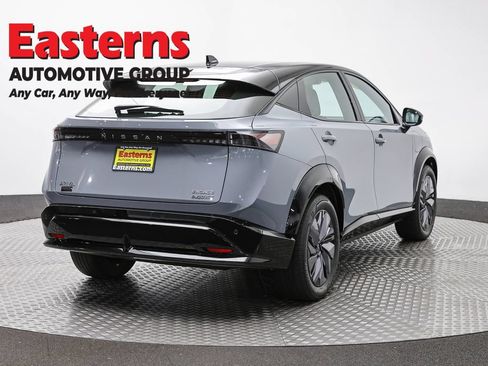 Used 2024 Nissan Ariya AWD image 5