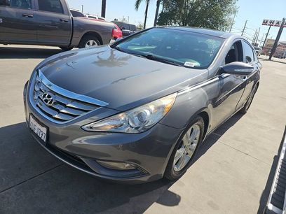 Used 2012 Hyundai Sonata Limited w/ Navigation Pkg