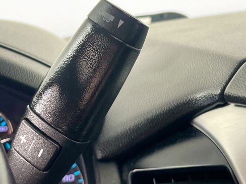 Used 2020 GMC Yukon SLT w/ Open Road Package image 25