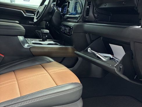 Used 2025 Chevrolet Silverado 1500 High Country w/ Technology Package image 61