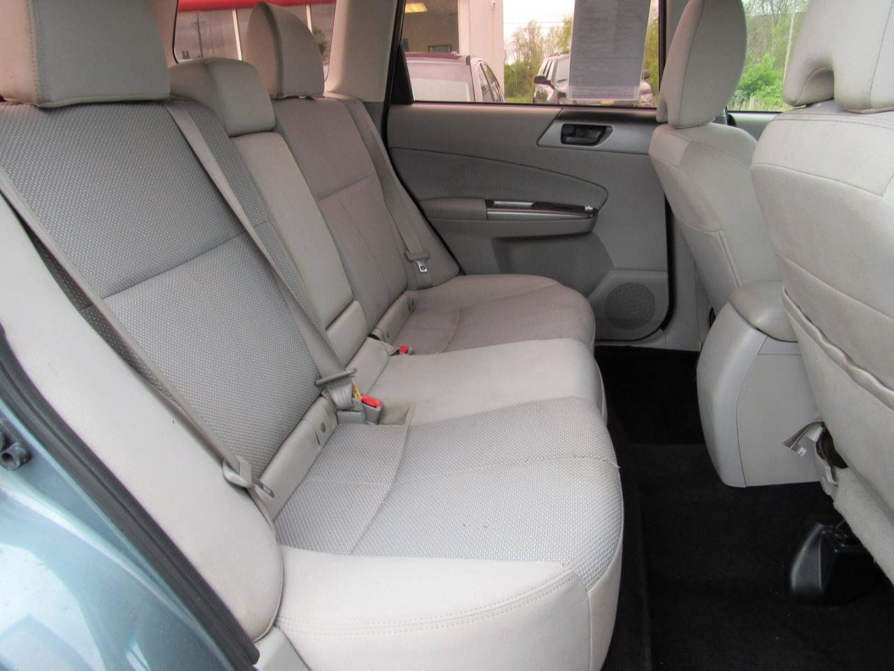 Used 2012 Subaru Forester 2.5X w/ Popular Pkg 3 AWD/4WD image 7