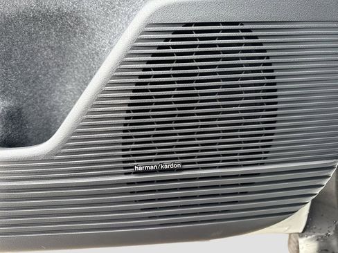 New 2026 Subaru Outback Wilderness w/ Wilderness Package image 17