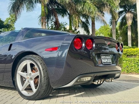 Used 2013 Chevrolet Corvette Coupe w/ 2LT Preferred Equipment Group RWD image 10