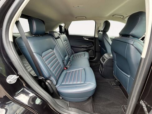 Used 2022 Ford Edge SEL w/ Sport Appearance Package AWD/4WD image 24
