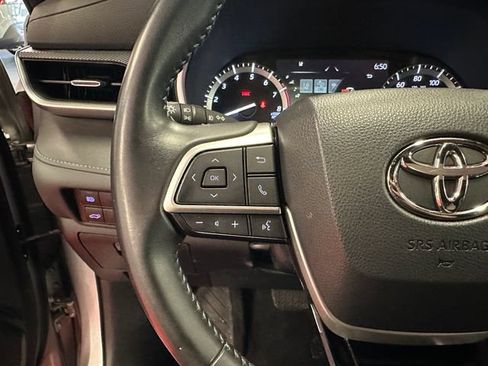 Used 2022 Toyota Highlander XSE AWD/4WD image 20