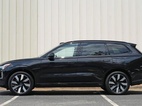 Used 2025 Volvo EX90 Plus AWD/4WD image 9