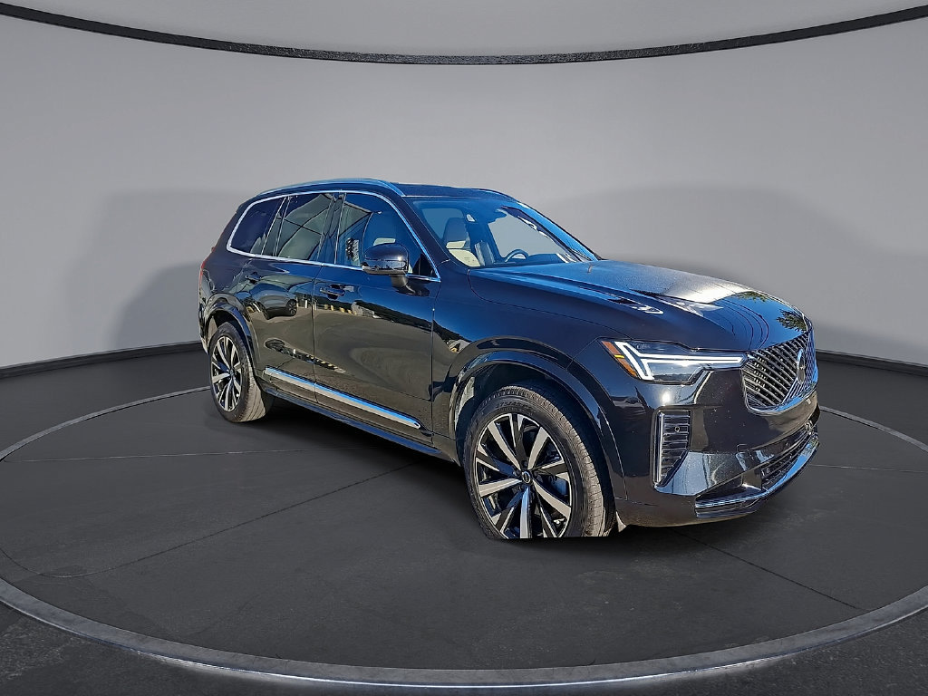 Certified 2025 Volvo XC90 B5 Core w/ Protection Package AWD/4WD image 5