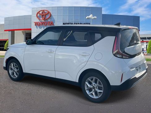 Used 2025 Kia Soul S FWD image 6