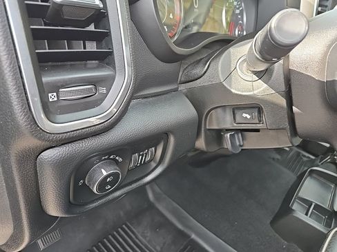 Used 2019 RAM 2500 Laramie image 19