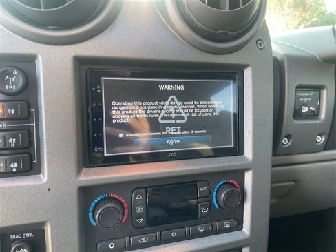 Used 2003 HUMMER H2 Sport Utility w/ Preferred Equipment Group image 60