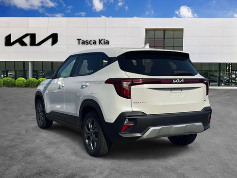Used 2024 Kia Seltos LX AWD/4WD image 6