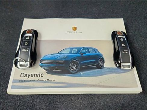 Used 2024 Porsche Cayenne Turbo GT image 63
