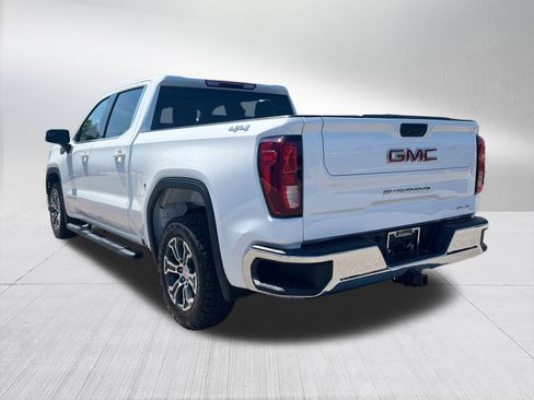 Used 2024 GMC Sierra 1500 SLE image 6