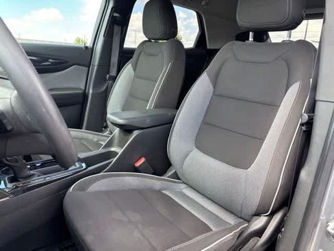 Used 2024 Chevrolet TrailBlazer LT FWD image 16