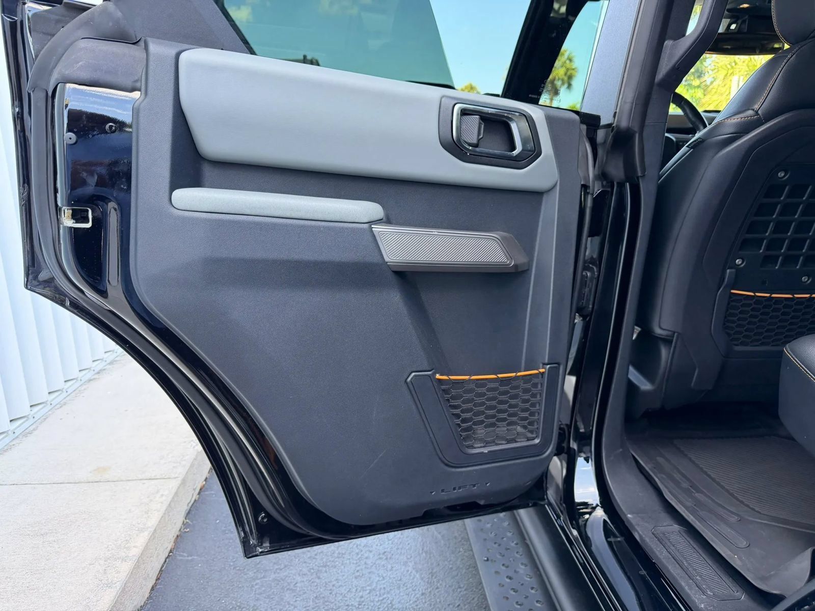 Used 2022 Ford Bronco Badlands AWD/4WD image 16