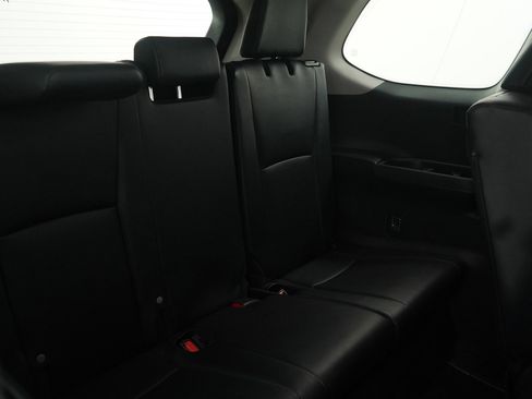 Used 2025 Toyota Grand Highlander AWD image 12