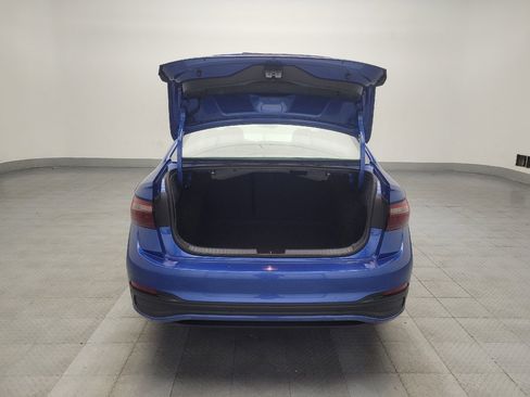 Used 2024 Volkswagen Jetta SE image 29