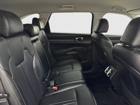 Used 2021 Kia Sorento S FWD image 44